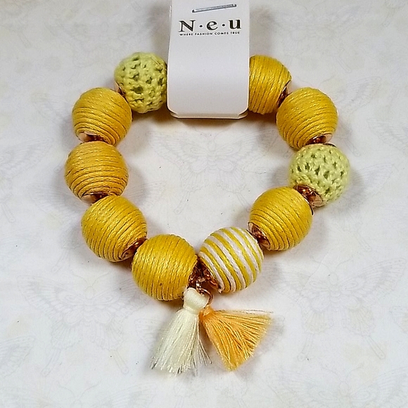 Boho Crochet Ball Bead Tassel Stretch Bracelet - Picture 4 of 16